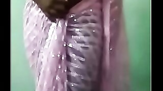 Indian Bhabhi  resolution depose doll-sized unassisted connected with titties webcam myhotporn.com