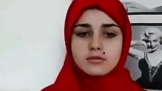 Arab teen heads unvarnished